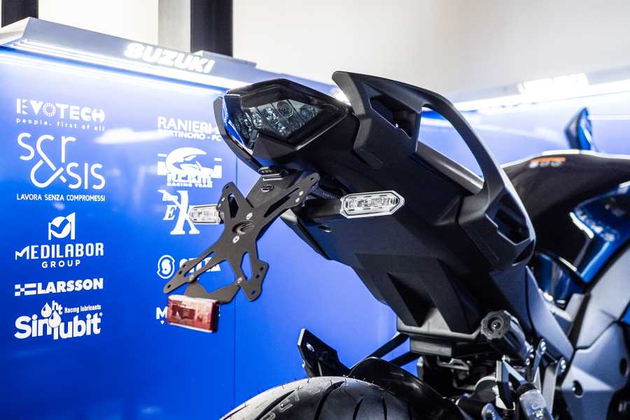 Portatarga Reclinabile In Alluminio Per Kawasaki Z1000 (2010-2013) E Z1000 SX (2011-2023) – Made In Italy