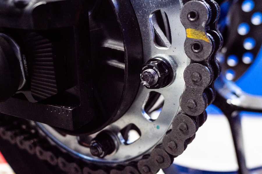 6 nuts Kit for sprocket/sprocekt carrier M10X1,25
