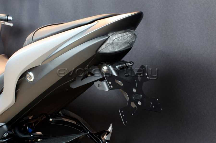 Puig Kennzeichenhalter Für Suzuki GSX-S750/1000 – Schwarzer Alu-Halter Mit Beleuchtung (TÜV-geprüft)