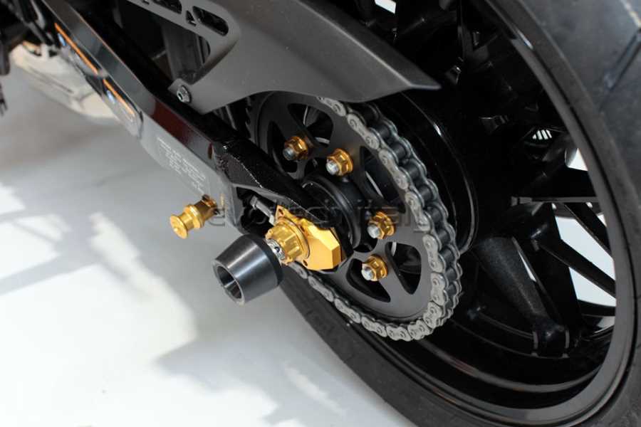 Chain adjuster for KAWASAKI ER6N '12'16/ Z900RS