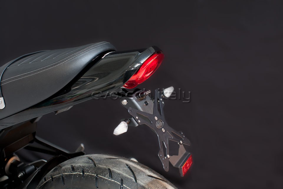 KAWASAKI Z900 RS '18